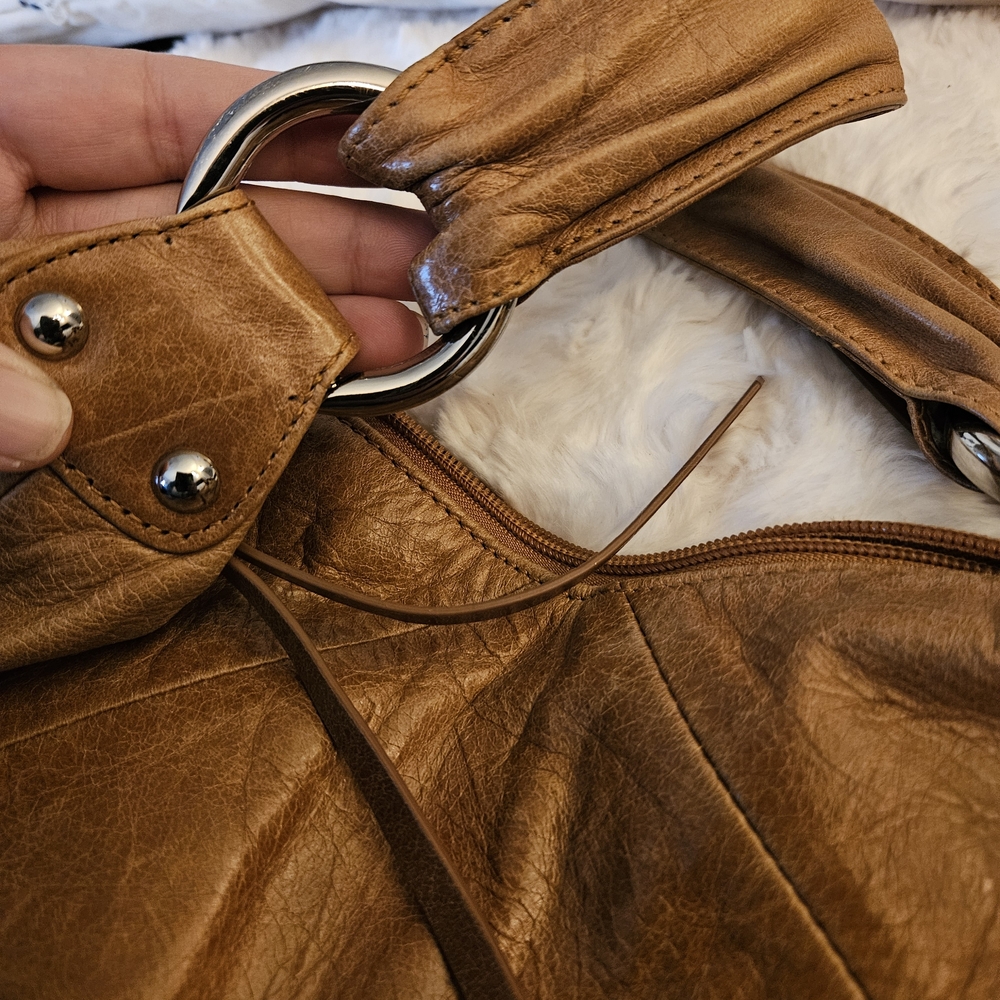 HOBO Tan Leather Shoulder Bag - Picture 7 of 12